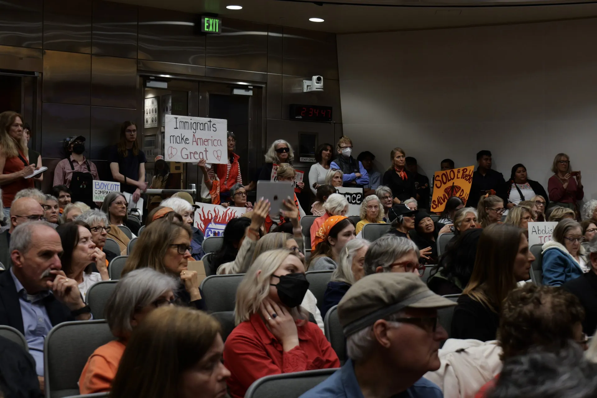 El condado de SLO asigna $100,000 en apoyo a los hijos de inmigrantes afectados por ICE